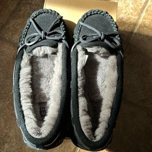 BRAND NEW, never worn UGG Bella II Moccasin Slipper. Size 6. Black suede.